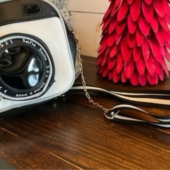 Brand new Boutique retro camera women's novelty crossbody purse bag BLACK - Picture 5 of 5